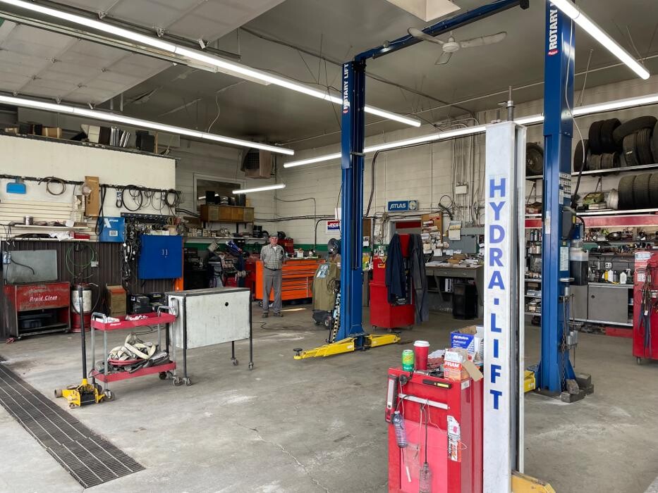 Images McGibbon's Auto & Truck Repair