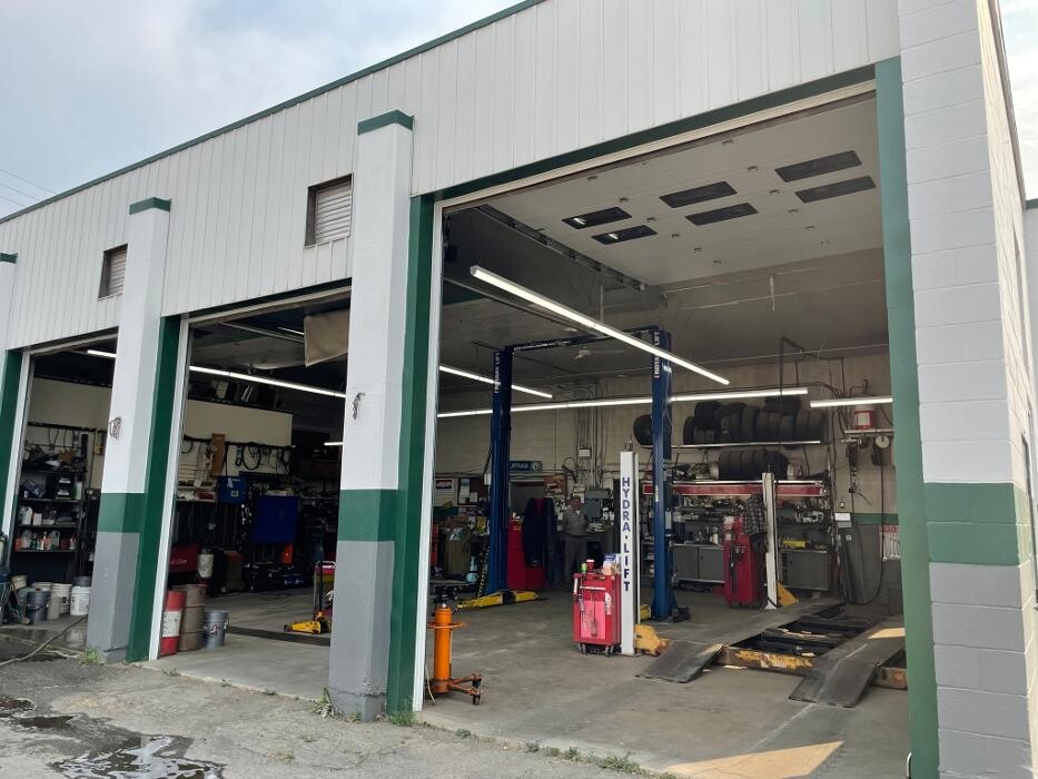 Images McGibbon's Auto & Truck Repair