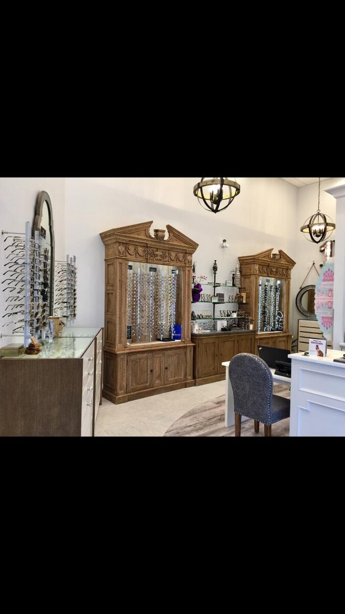Images Royal London Optometry Boutique