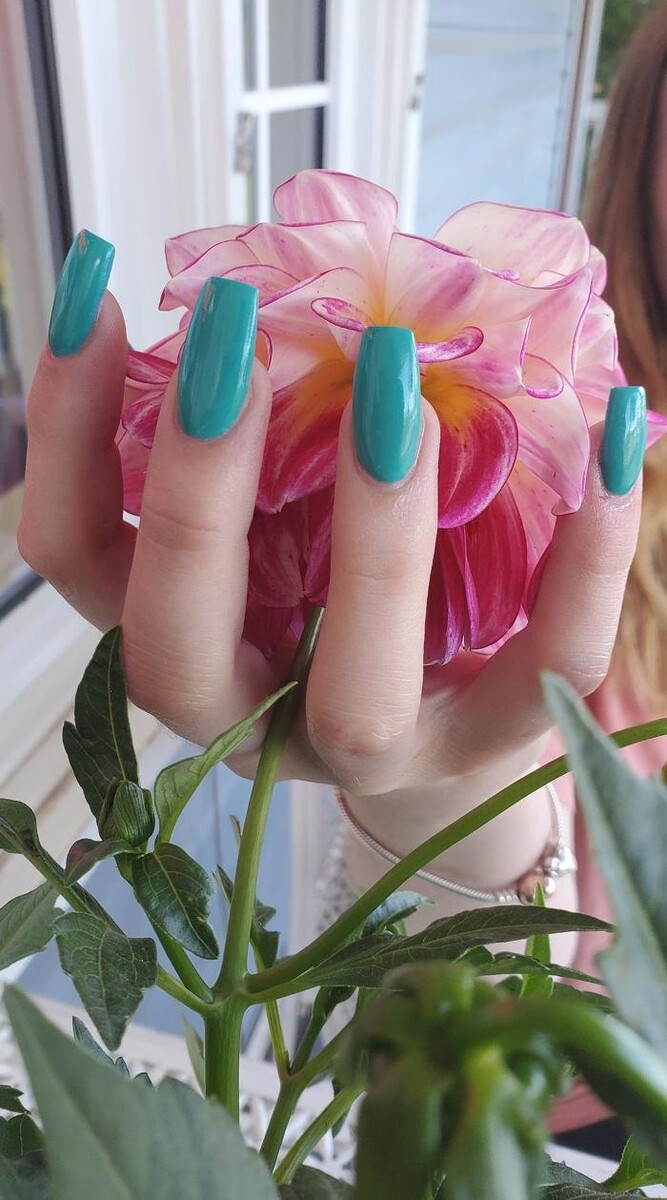 Images Valley Oasis Hair Studio & Day Spa