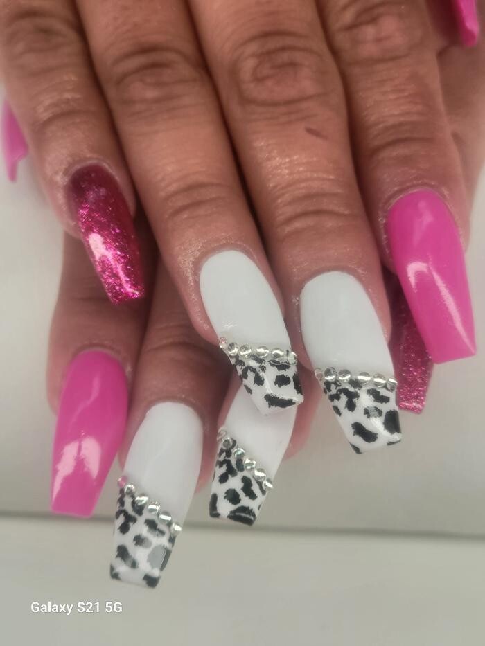 Images Valley Oasis Hair Studio & Day Spa