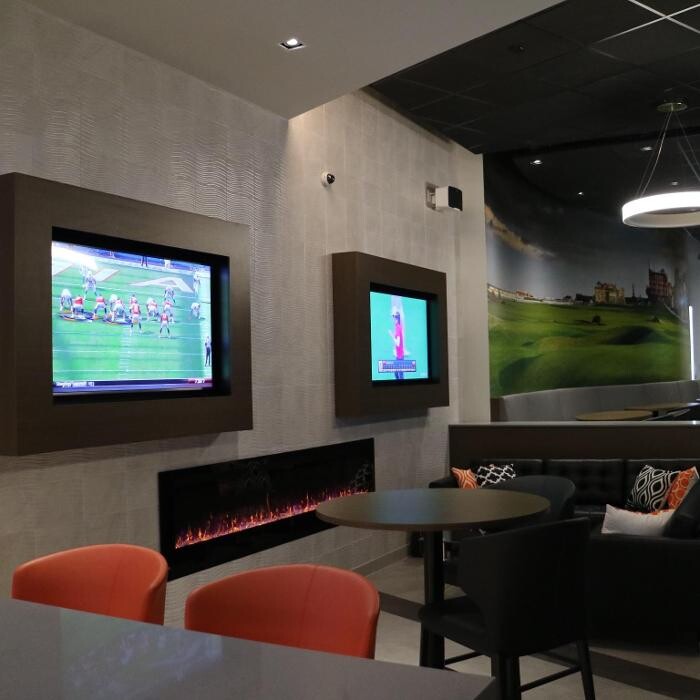 Images Swing Golf Lounge