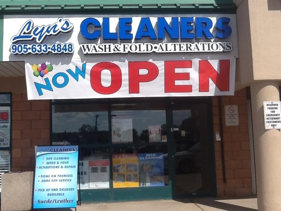 Images Lyn's Cleaners - Wash & Fold & Alterations