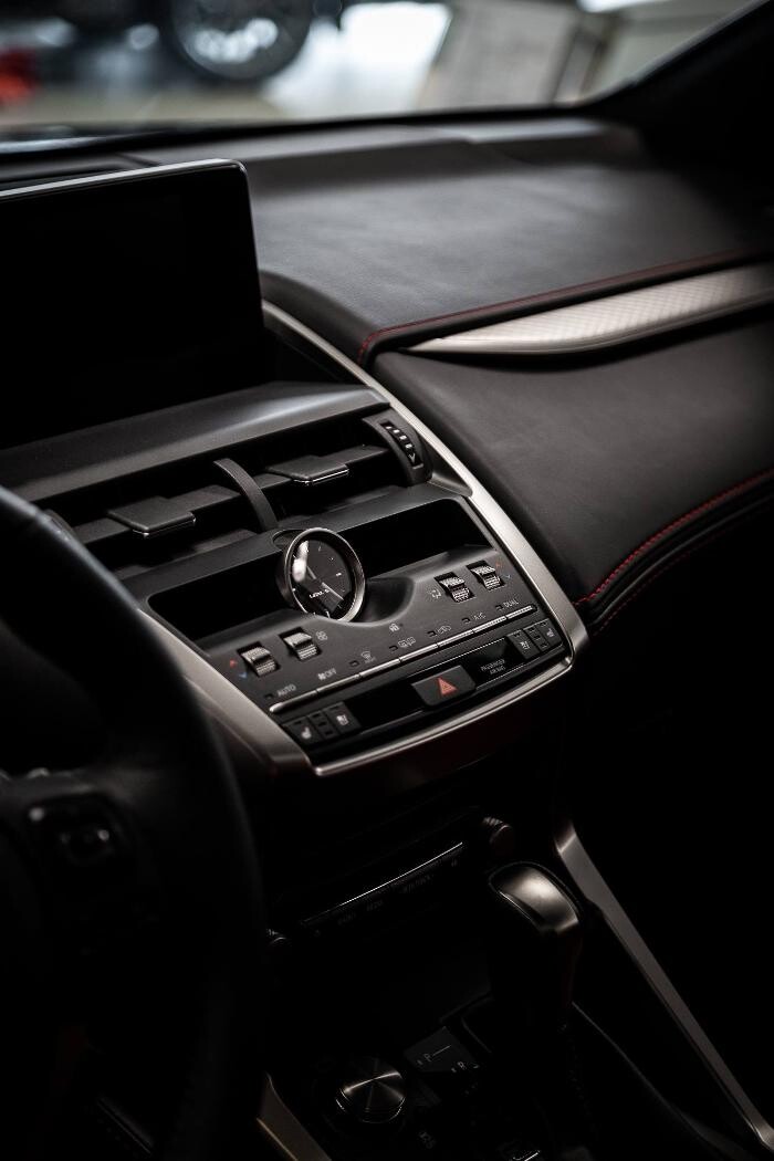 Images Lexus Gabriel Brossard
