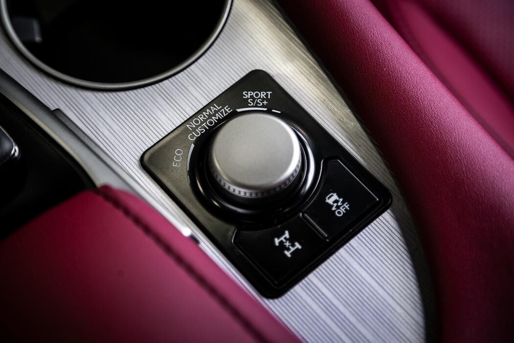 Images Lexus Gabriel Brossard