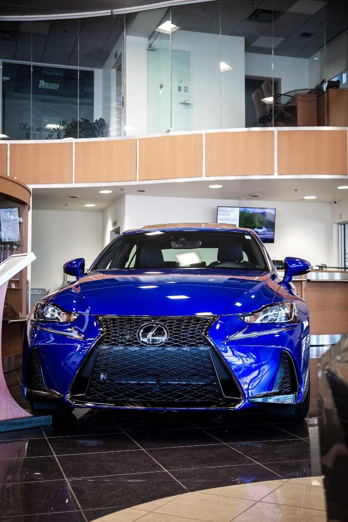Images Lexus Gabriel St-Laurent