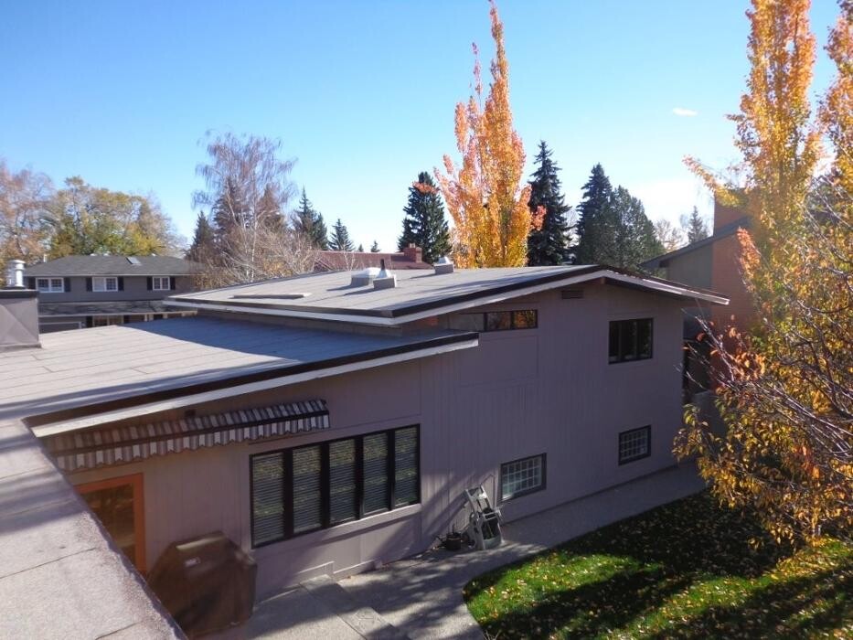 Images Central Roofing (Calgary) Ltd