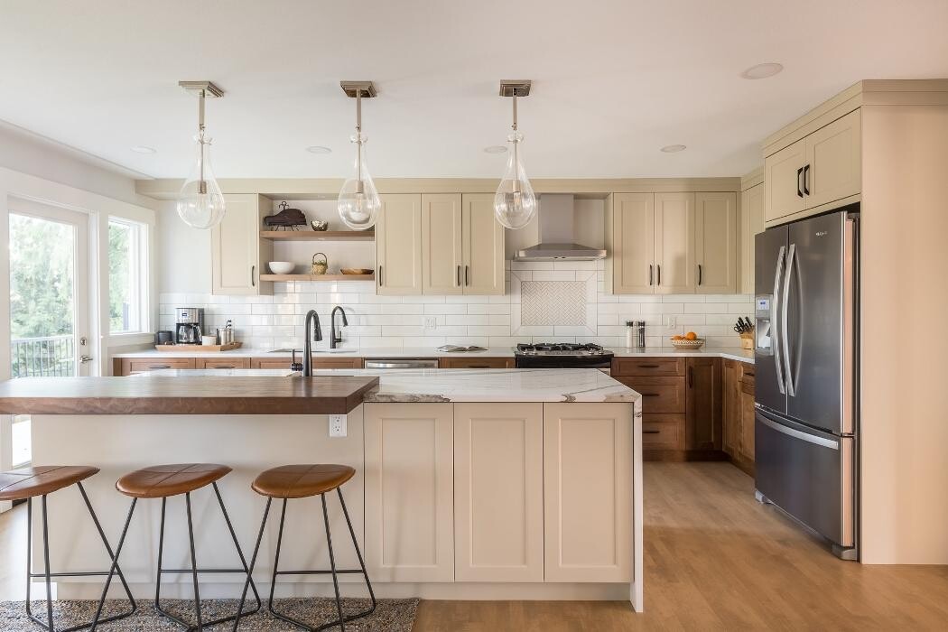 Images West Coast Dream Homes Ltd