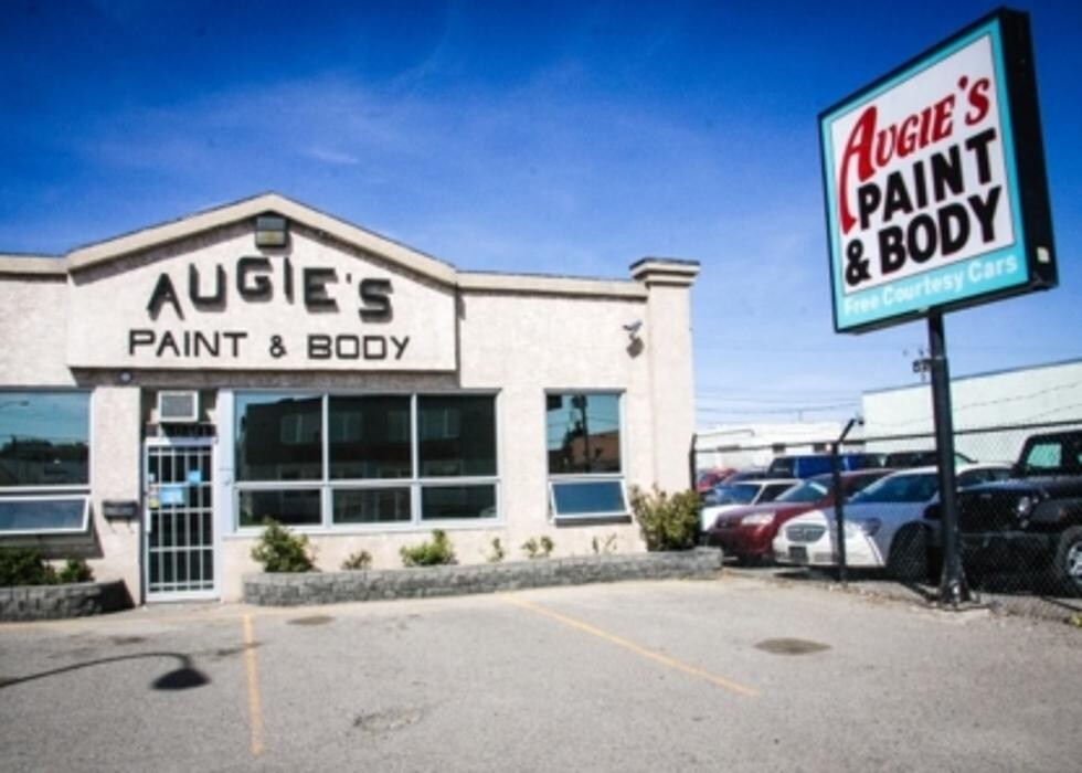 Images Augie's Paint & Body