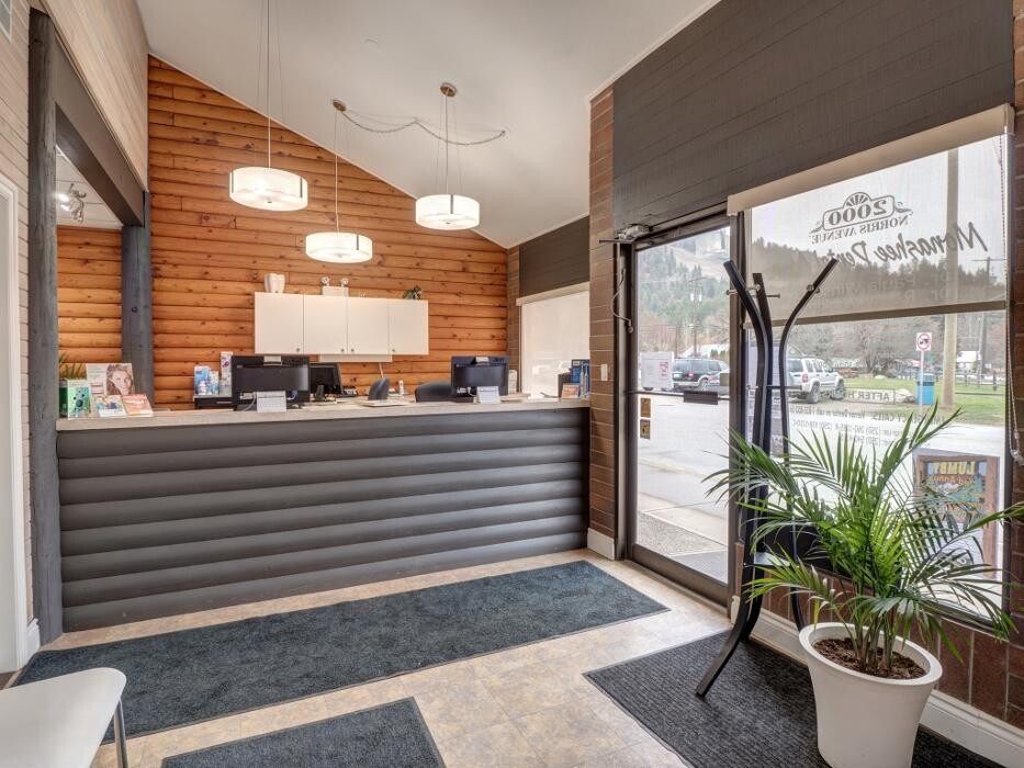 Images Monashee Dental Centre