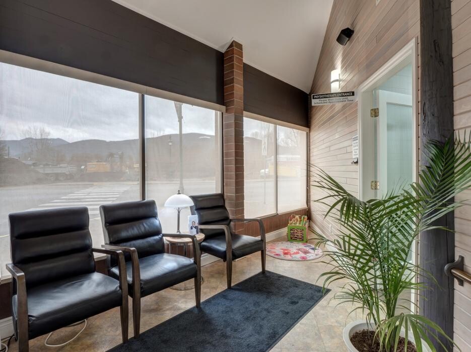 Images Monashee Dental Centre