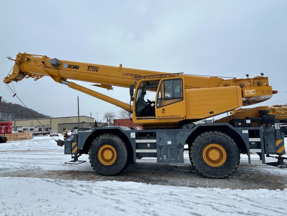 Images Can-Pick Crane Rental