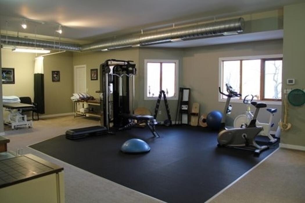Images Damini Physiotherapy & Sports Injury
