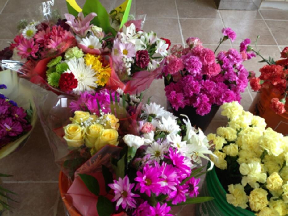 Images A1 Quality Florists & Pooja Items
