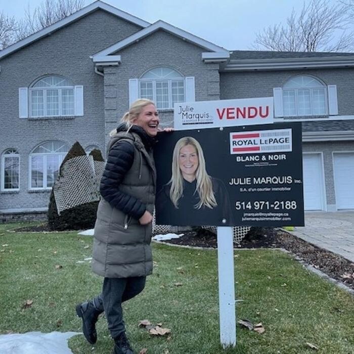Images Julie Marquis - Courtier immobilier Royal LePage Blanc & Noir Sainte-Thérèse
