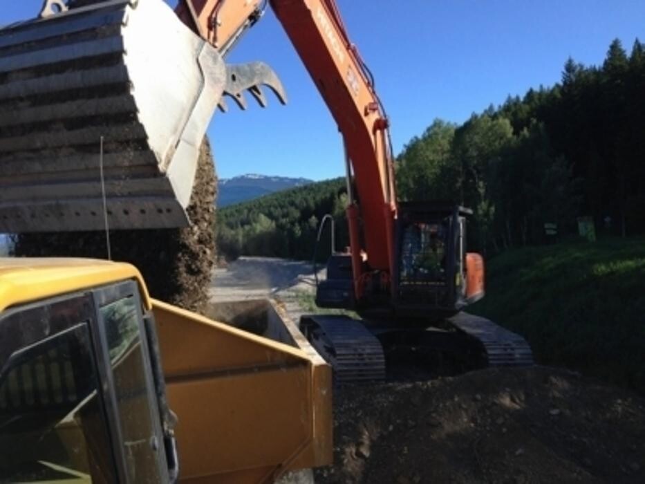 Images Gottler Bros Truck & Excavating Ltd