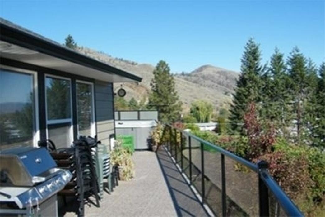 Images Taylor Made Decks