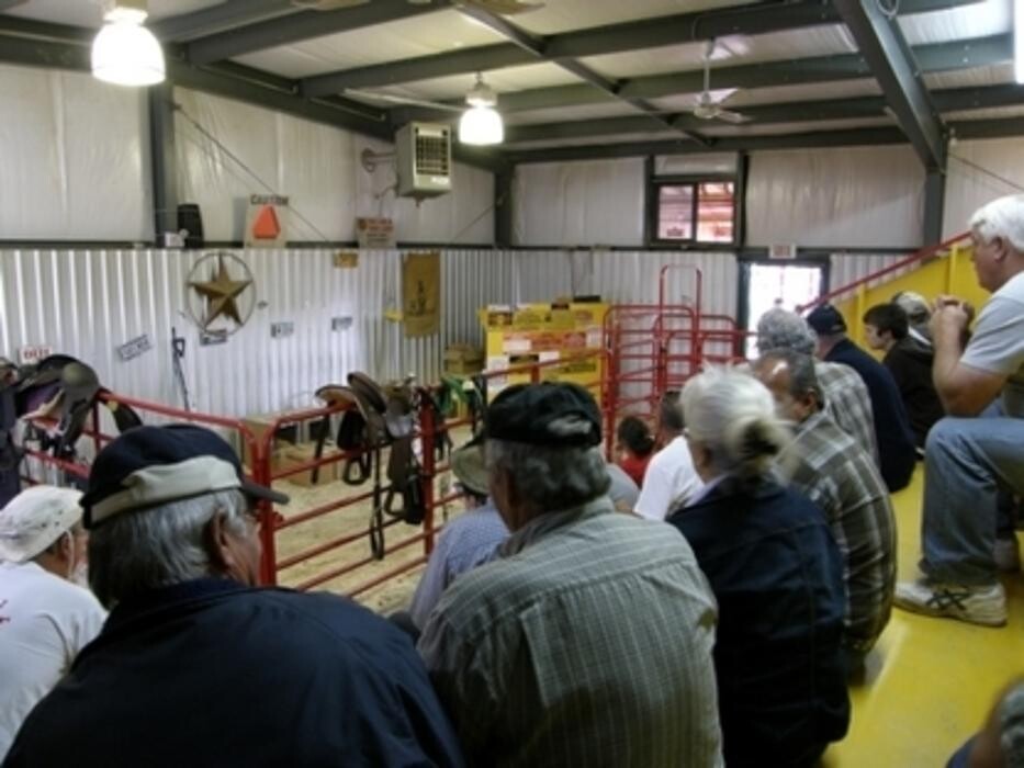 Images Marché aux Puces Lachute