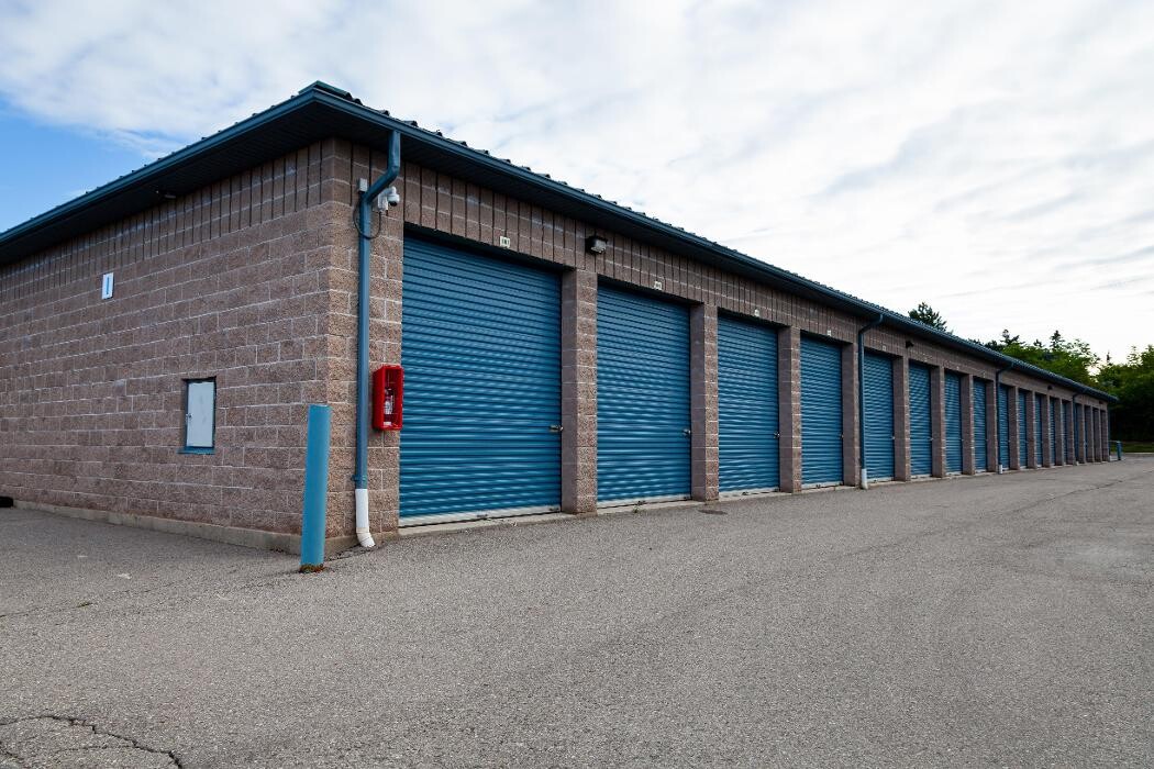 Images Self Stor Storage Richmond Hill