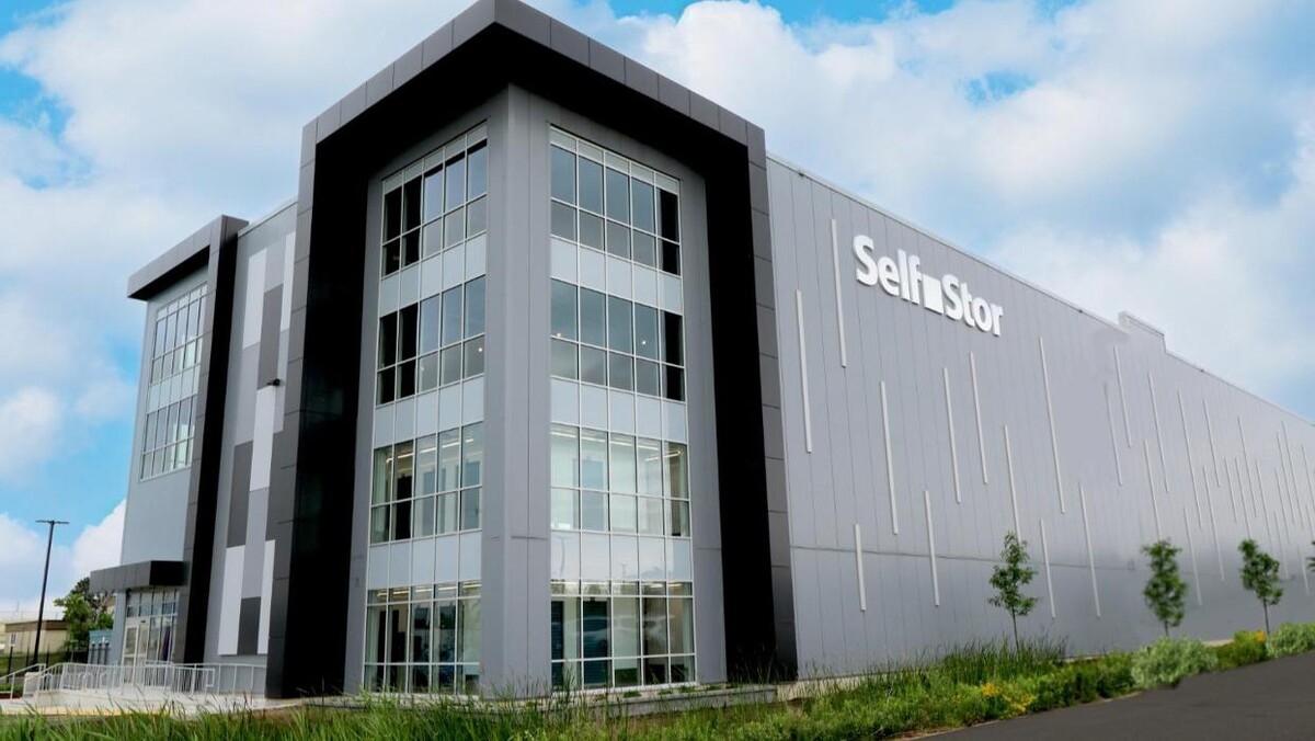 Images Self Stor Storage Guelph