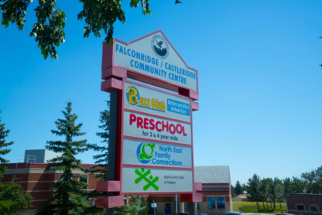 Images Falconridge/Castleridge Community Association