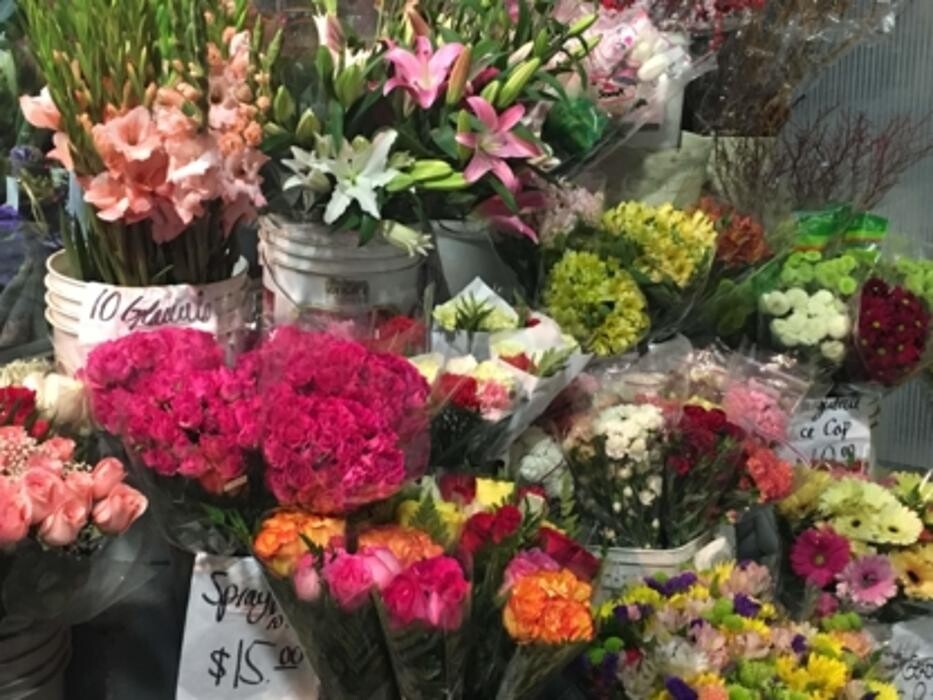 Images Chez Louisette Fleuriste Inc