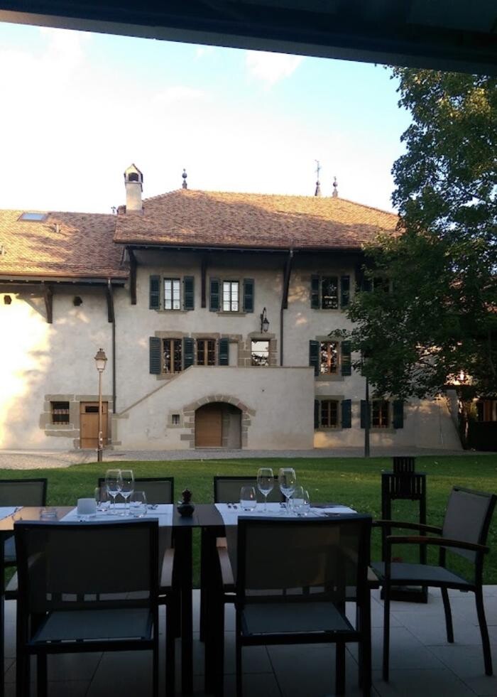Bilder Collonge Café Restaurant