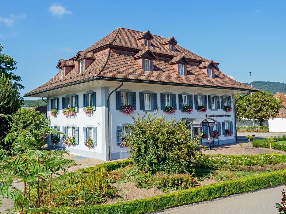 Bilder Clientis Sparkasse Oftringen