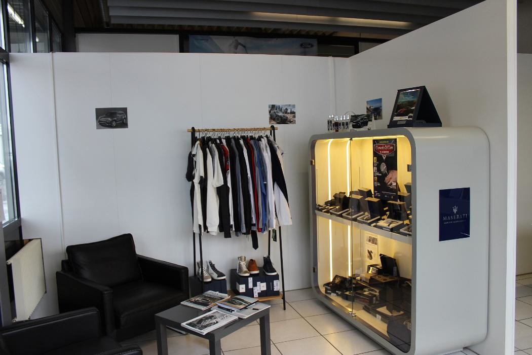 Bilder Auto-Zentrum West AG