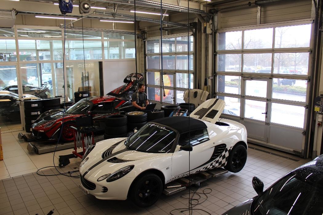 Bilder Auto-Zentrum West AG