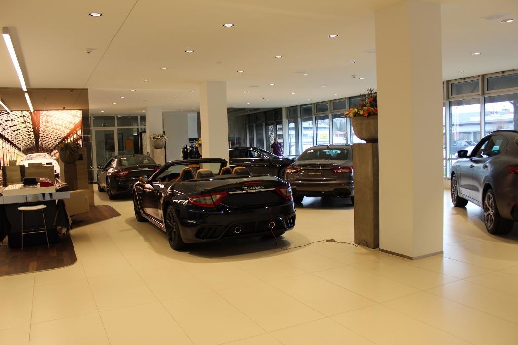 Bilder Auto-Zentrum West AG