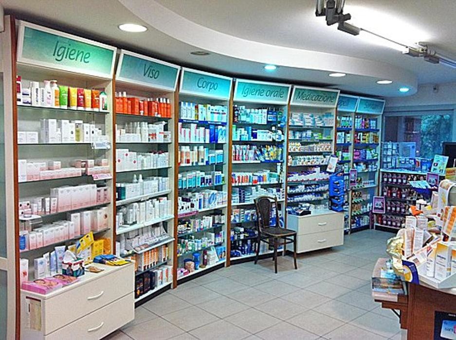 Bilder Farmacia San Salvatore SA