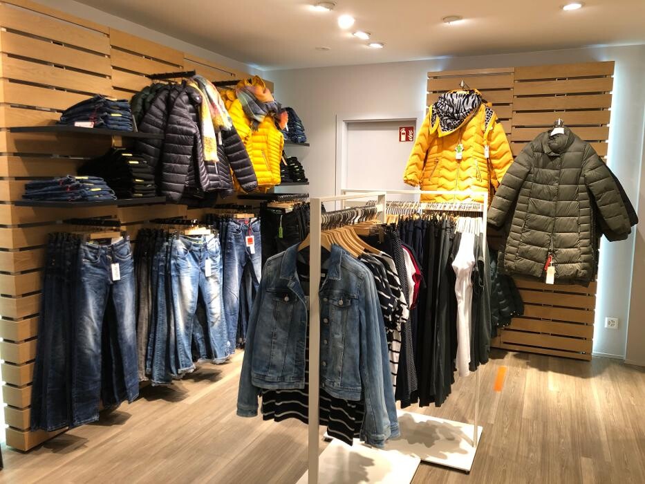 Bilder Street One Shop