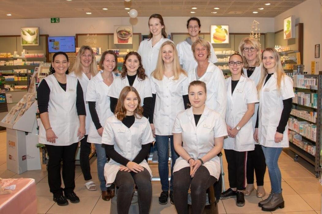 Bilder Apotheke Center Dielsdorf