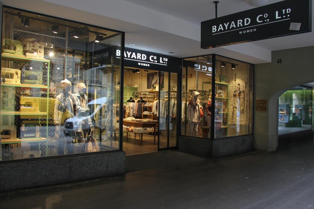 Bilder BAYARD CO LTD WOMEN