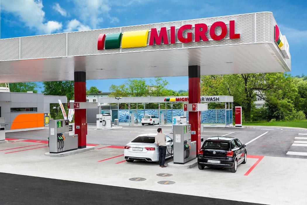 Bilder Migrol Service avec carburants Shell