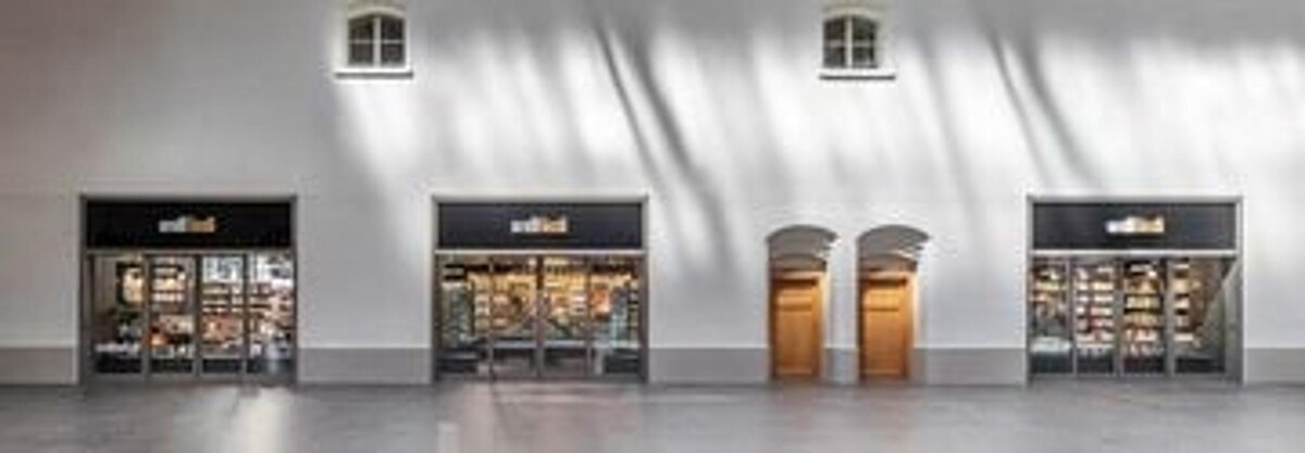 Bilder Orell Füssli Bahnhof Basel SBB - Westflügel
