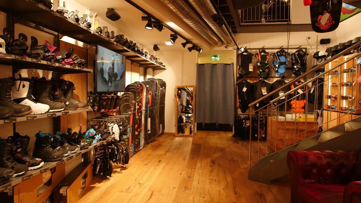 Bilder Blue Tomato Shop Bern