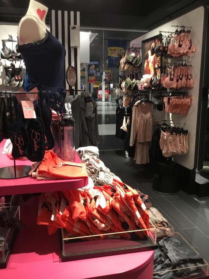 Bilder Hunkemöller