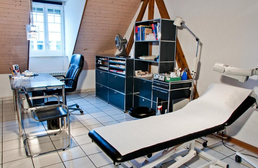 Bilder Hautarzt Bern Dr. med. Urs Sigrist