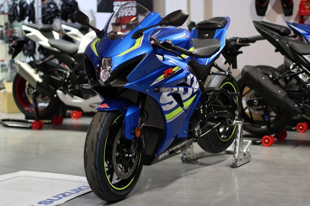 Bilder Moto Furia