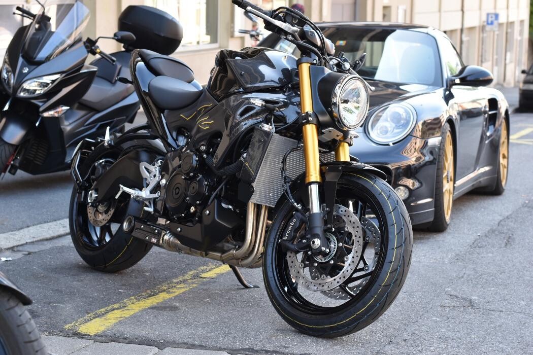 Bilder Moto Furia