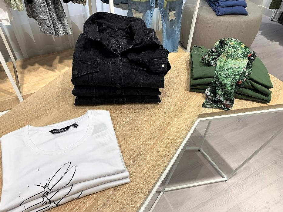 Bilder Ulla Popken | grandes tailles | Sion