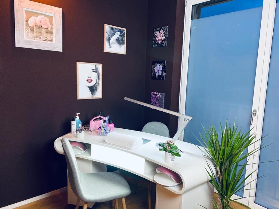 Bilder Pyramid Tattoo & Nail Studio