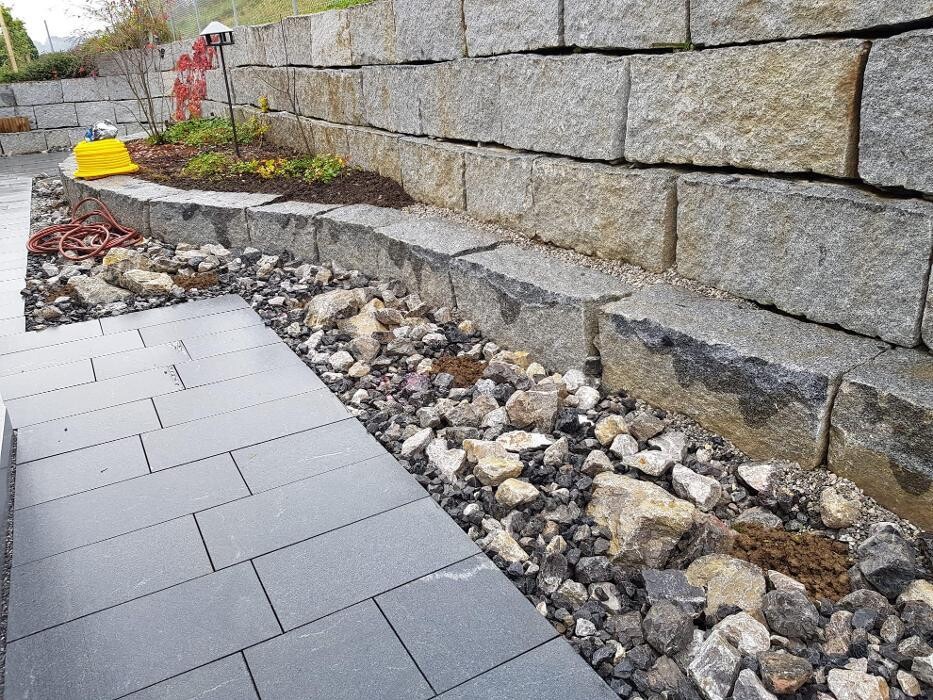 Bilder Almeida Platten- und Gartendesign