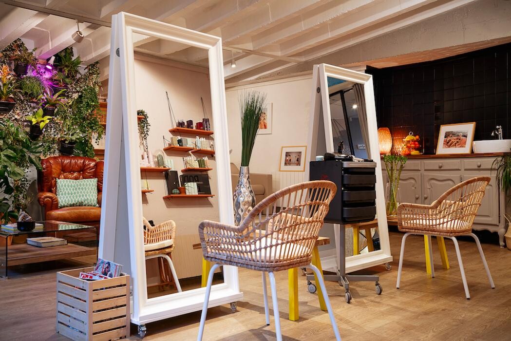 Bilder Le Loft Can-Can Hair Shop by Hadriana