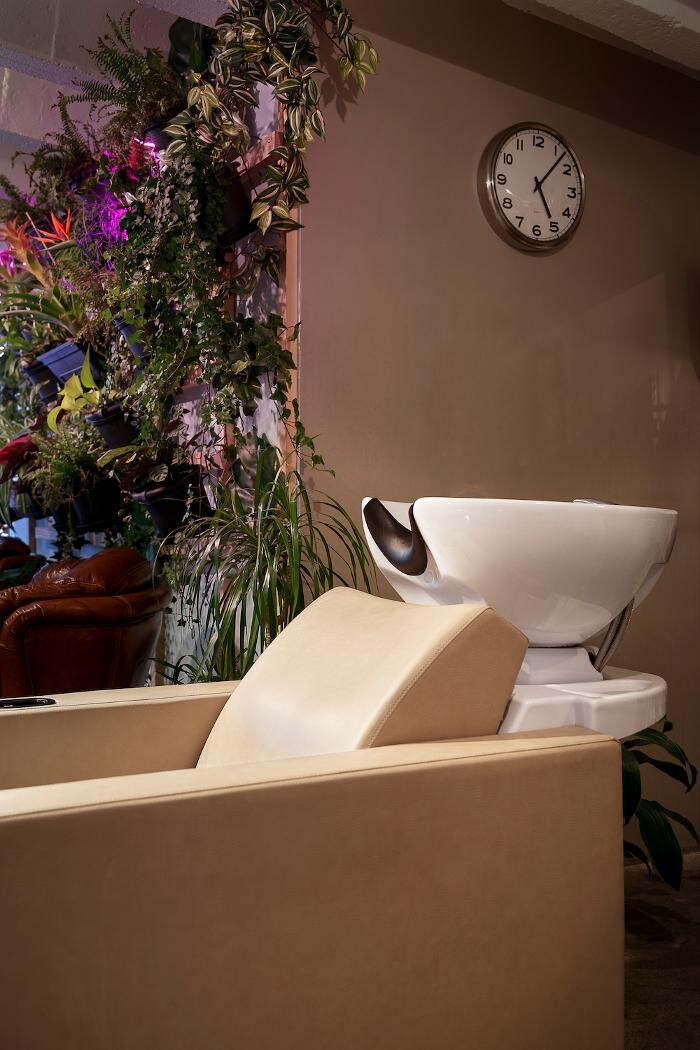 Bilder Le Loft Can-Can Hair Shop by Hadriana