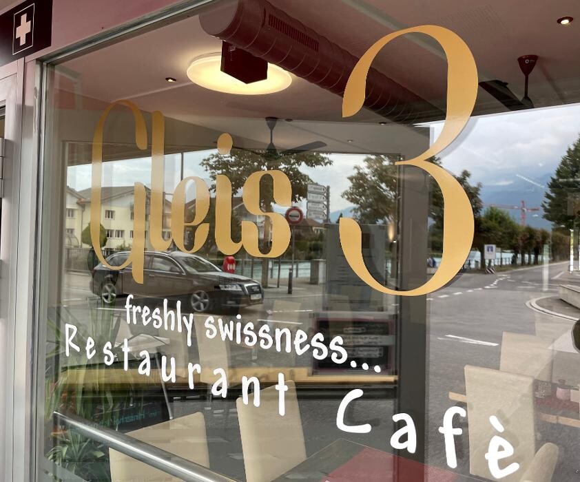 Bilder Restaurant Café Gleis 3 - Swiss Cuisine