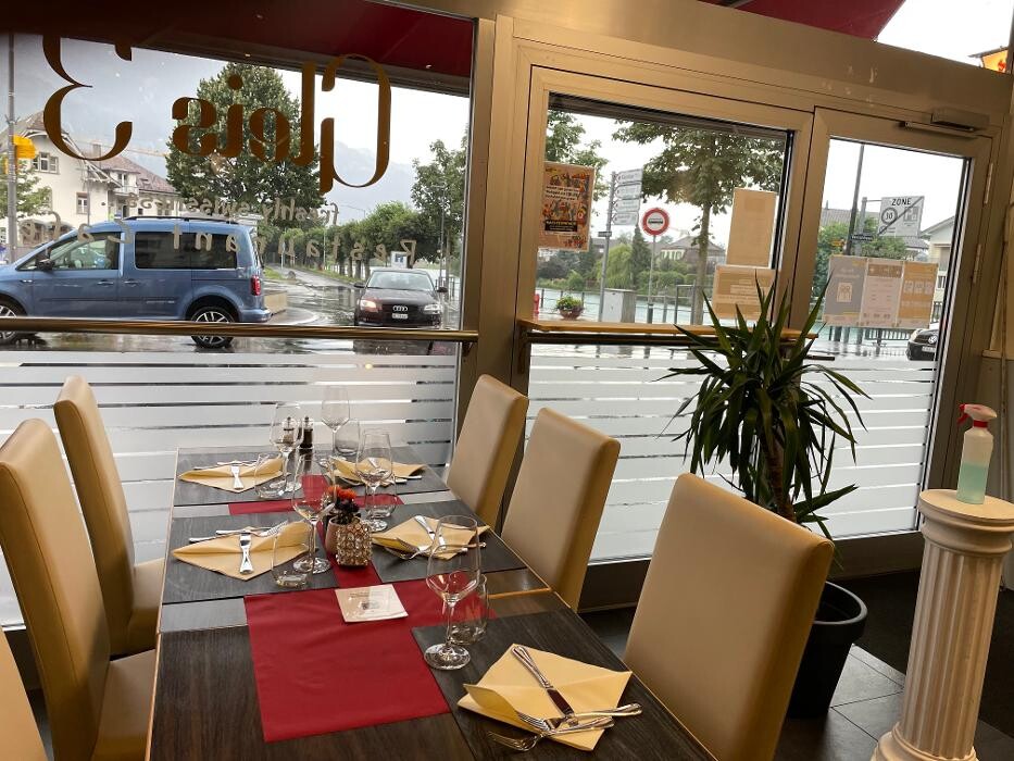 Bilder Restaurant Café Gleis 3 - Swiss Cuisine