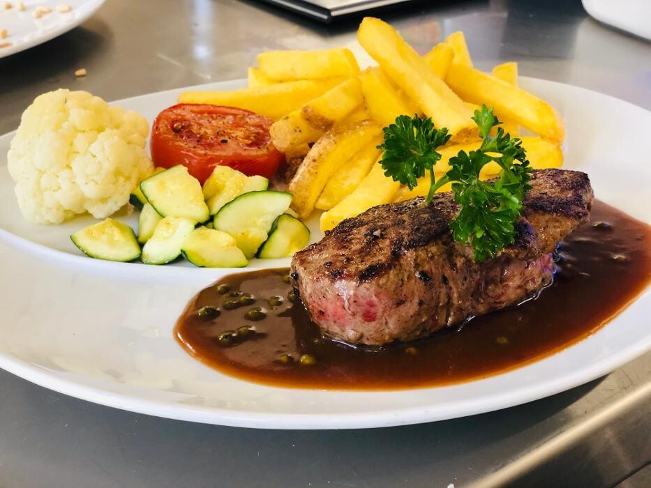 Bilder Restaurant Café Gleis 3 - Swiss Cuisine